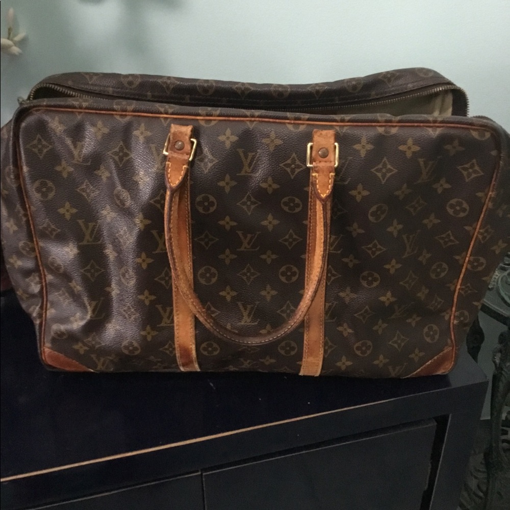Louis Vuitton Sirus 45 Suitcase! Barely used!Gift!